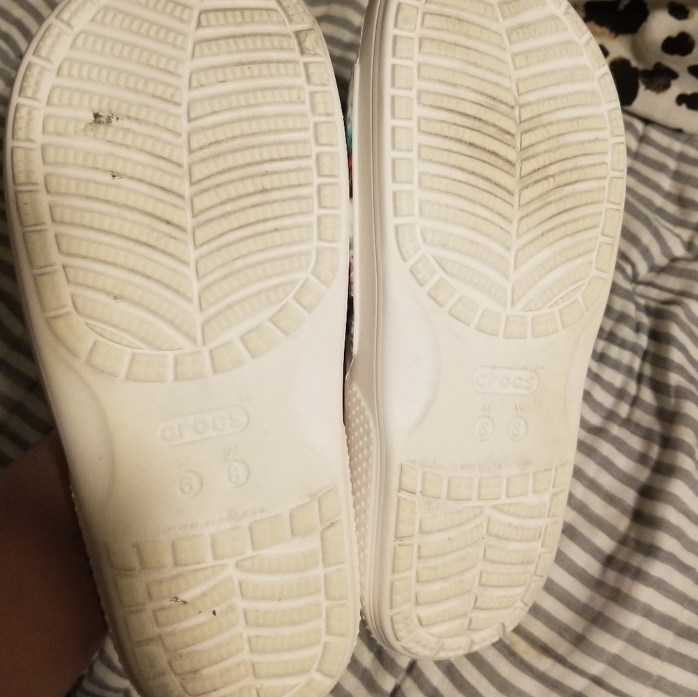 Crocs - Picture 2 of 2